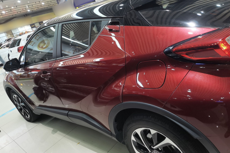 丰田 奕泽IZOA 2020款 2.0L 奕享版车身外观4