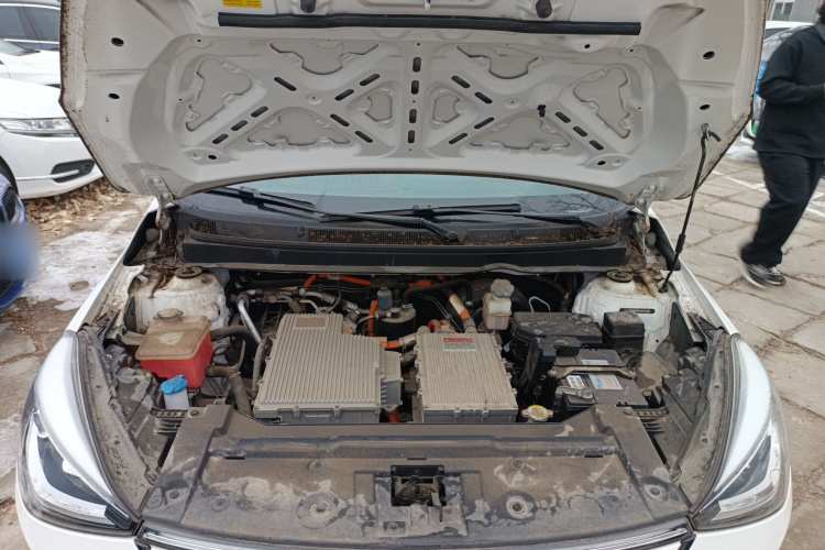 思皓E20X 2020款 不凡版机舱底盘24