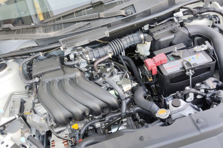 日产 轩逸 2024款 改款三 经典 1.6XE CVT舒适版机舱底盘24