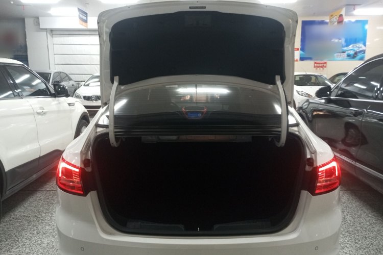 福特 福睿斯 2015款 1.5L 自动舒适型局部细节23