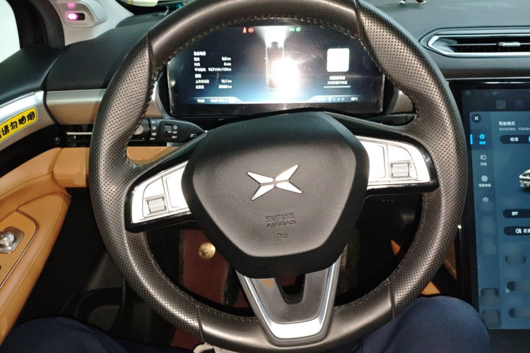 小鹏P5 2021款 550P中控内饰13