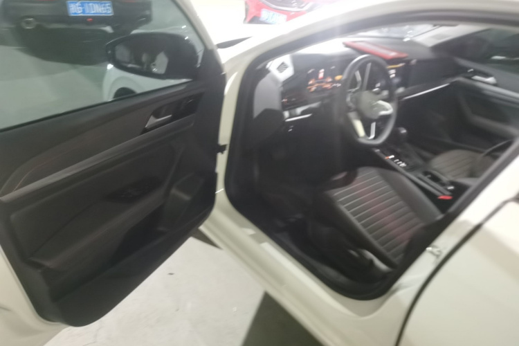 大众 朗逸 2024款 300TSI DSG星空满逸版中控内饰20