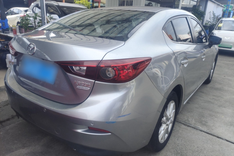 马自达3 昂克赛拉 2016款 三厢 1.5L 自动舒适型车身外观7