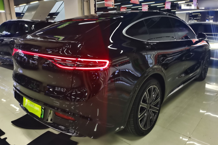 鸿蒙智行 智界R7 2025款 增程 251km Max车身外观6005