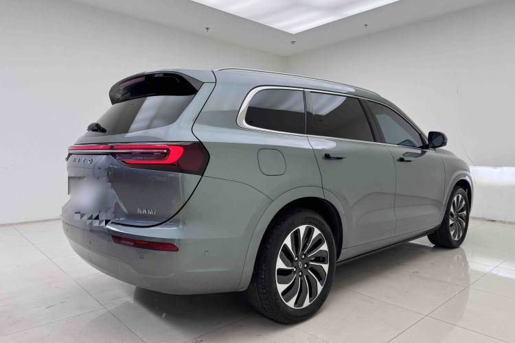 鸿蒙智行 问界M7 2024款 1.5T 后驱Plus版 5座车身外观6003