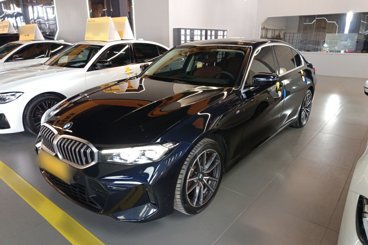 宝马3系 2023款 320Li M运动套装车身外观4