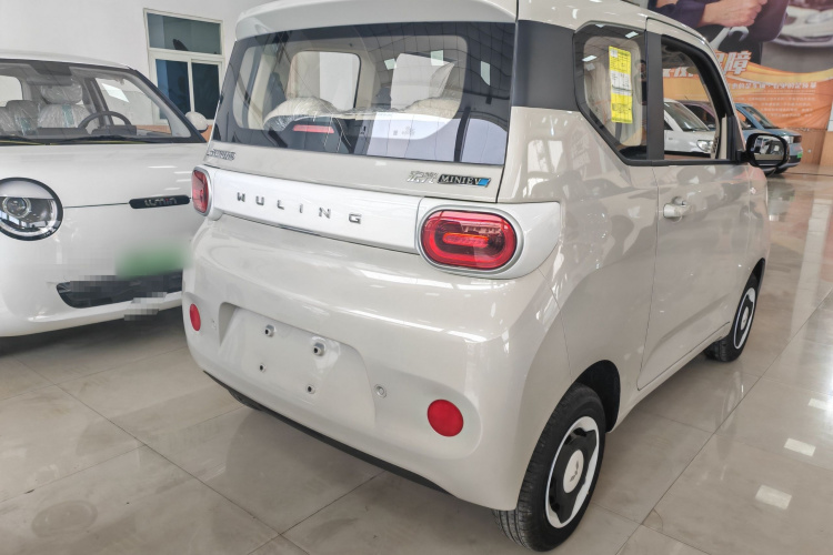 五菱汽车 宏光MINIEV 2024款 第三代 215km 青春版车身外观6005