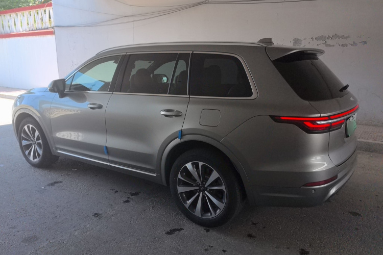 理想汽车 理想ONE 2020款 增程6座版车身外观6005