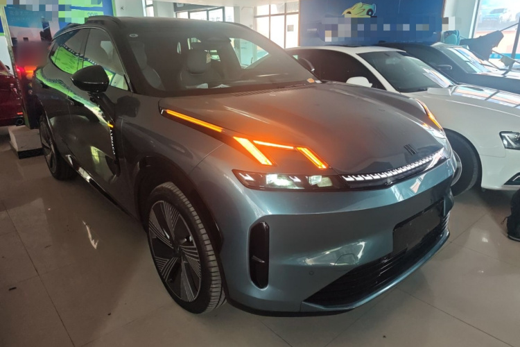 领克08 EM-P 2025款 245km 超长续航Halo车身外观6002