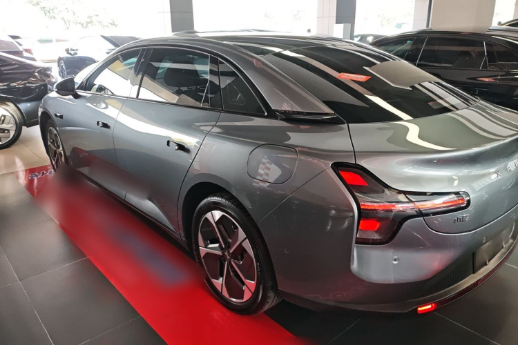 小鹏MONA M03 2024款 515 长续航车身外观4