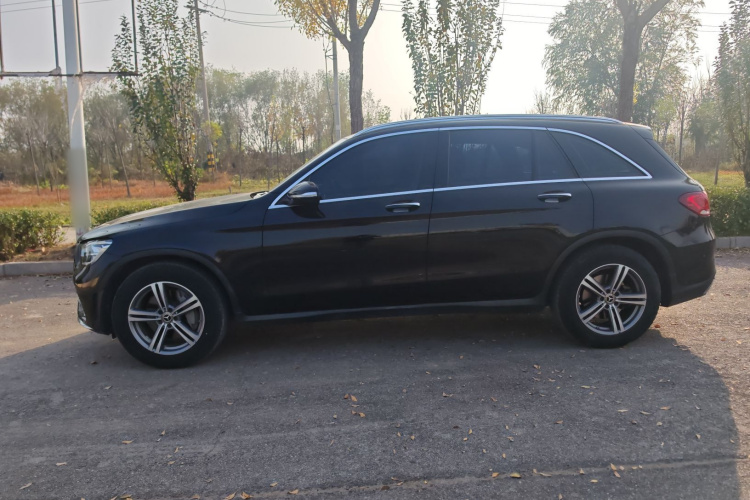奔驰GLC 2020款 GLC 260 L 4MATIC 豪华型车身外观4