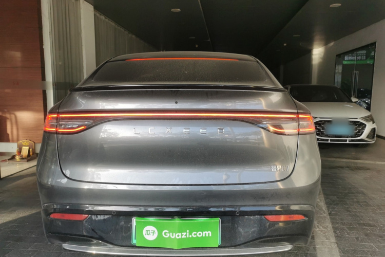 鸿蒙智行 智界R7 2025款 增程 251km Max车身外观6