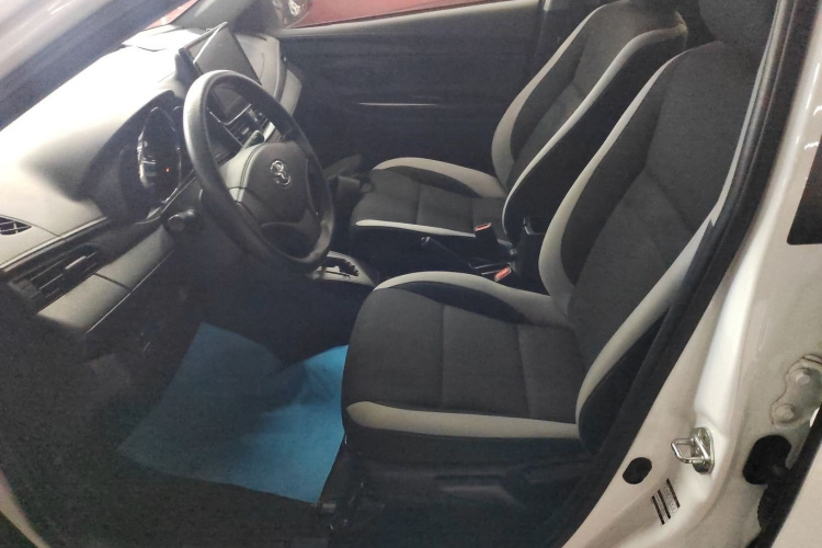 丰田 YARiS L 致炫 2021款 1.5L CVT领先版中控内饰19