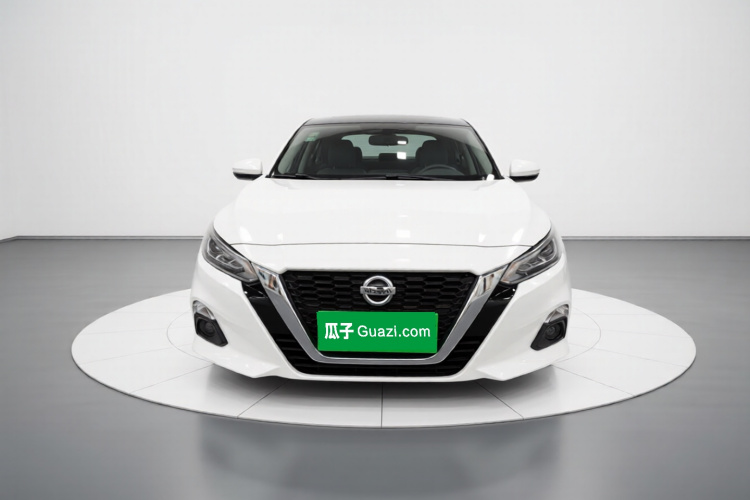 日产 天籁 2019款 2.0L XL 舒适版车身外观2