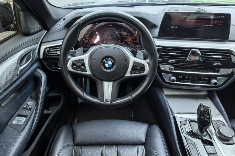 宝马5系(进口) 2020款 530i 风尚版 M运动套装局部细节13