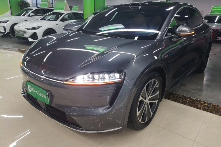 鸿蒙智行 智界R7 2024款 纯电 802km Max车身外观1