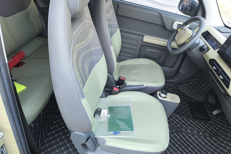 吉利银河 2024款 200km 熊猫骑士局部细节41