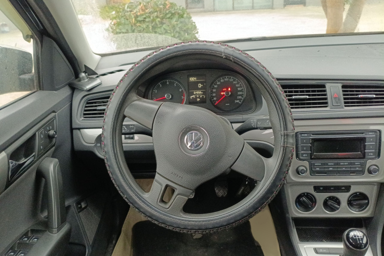 大众 朗逸 2013款 1.6L 手动风尚版局部细节13