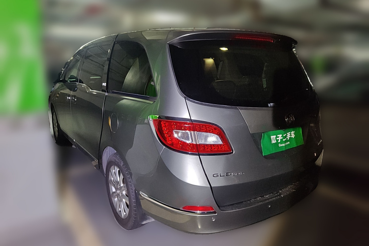 别克GL8 2013款 3.0L XT豪华商务旗舰版车身外观6003