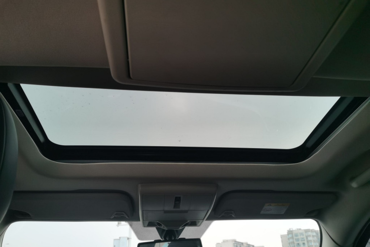 道奇 酷威 2015款 2.0TD 四驱尊尚版中控内饰22