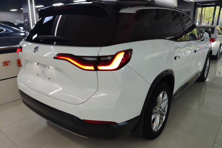 蔚来ES8 2018款 355KM 基准版 七座版车身外观6005