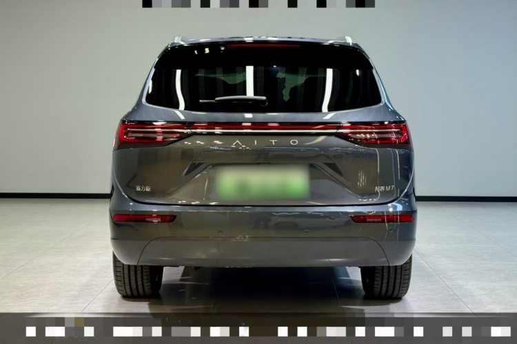 鸿蒙智行 问界M7 2024款 1.5T 后驱Plus版 5座车身外观6005