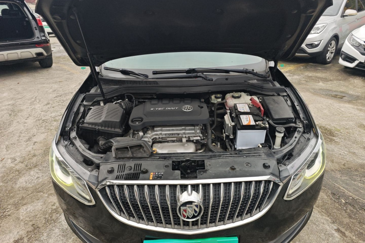 别克 英朗 2015款 15N 自动豪华型机舱底盘24