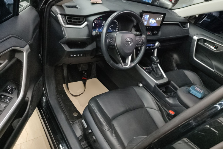 丰田 威兰达 2023款 2.0L CVT两驱豪华PLUS版中控内饰20