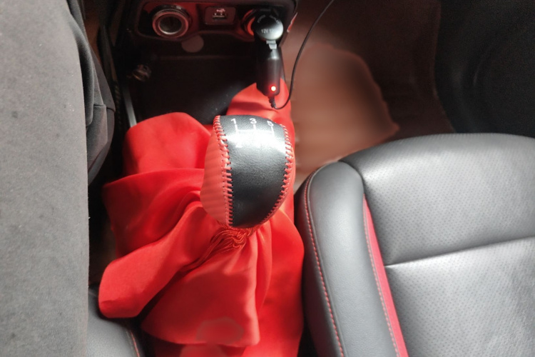 长安CS15 2016款 1.5L 手动豪华版局部细节18