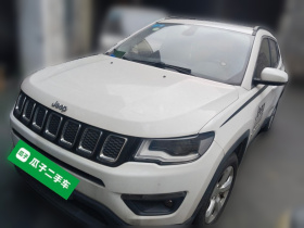 Jeep 指南者 2017款 200T 自动家享版