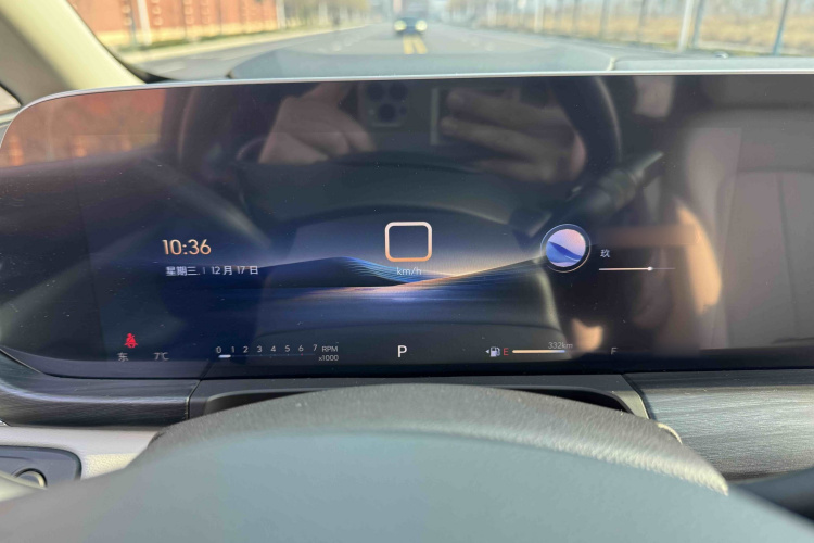 别克GL8 2023款 ES陆尊 舒适型中控内饰7001