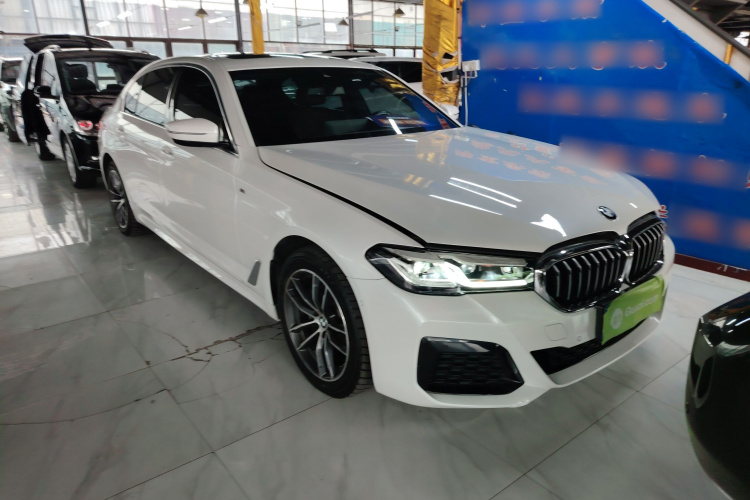 宝马5系 2022款 改款 525Li M运动套装车身外观3