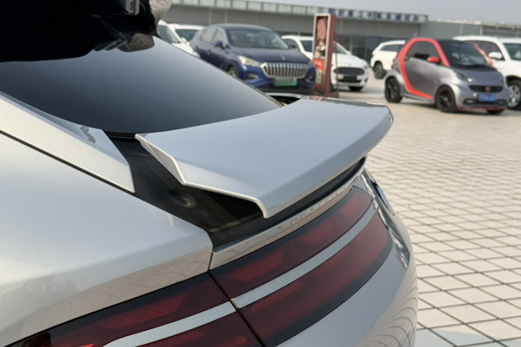 腾势Z9GT 2024款 1100四驱Max版车身外观6005