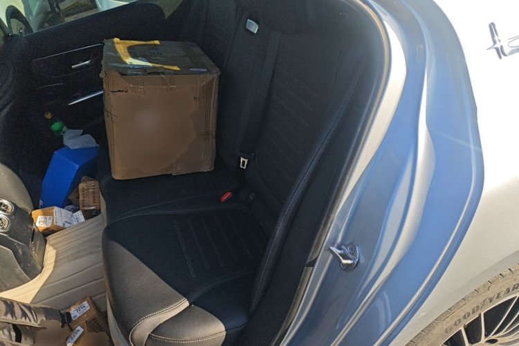 奔驰C级 2023款 改款 C 260 L 运动版中控内饰21