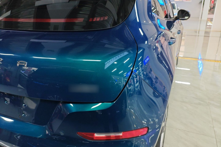 欧拉好猫 2023款 401km标准续航 舒享型 磷酸铁锂车身外观6006