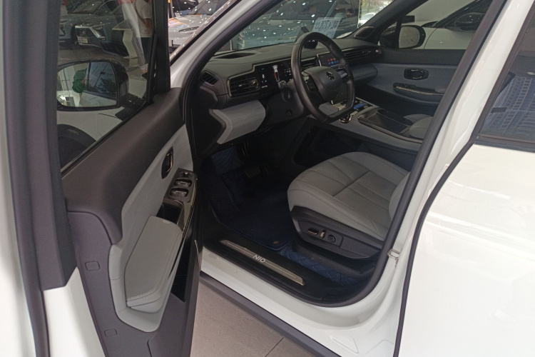 蔚来ES8 2020款 580KM 六座版中控内饰20