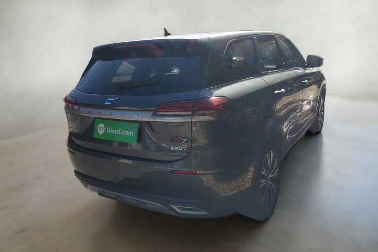 长安欧尚X7 2021款 1.5T 自动豪华型车身外观7