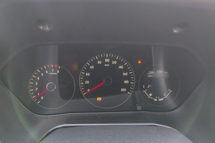 北汽幻速S3 2016款 S3L 1.5L 手动尊享型局部细节14