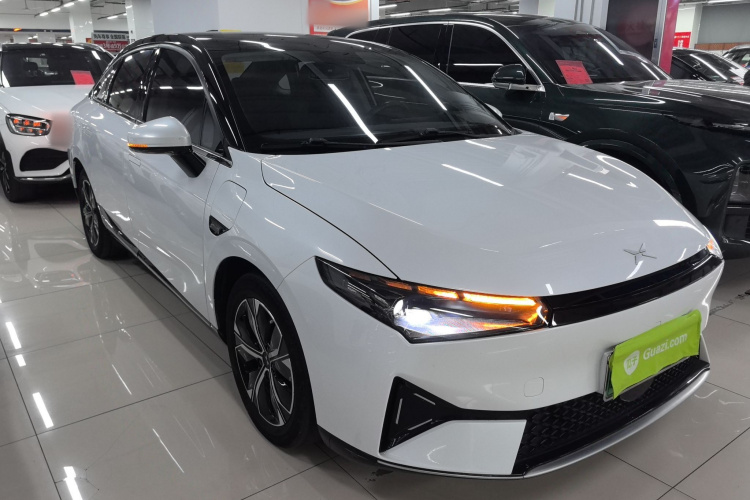 小鹏P5 2021款 510G车身外观3