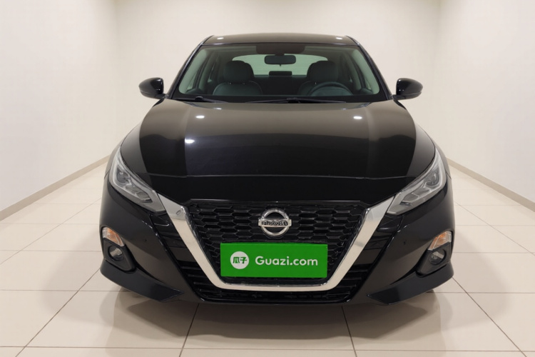 日产 天籁 2021款 2.0L XL 舒适版车身外观2