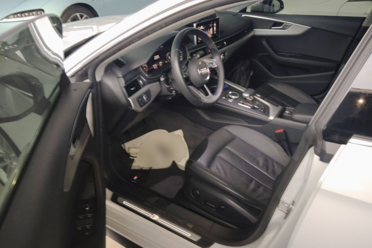 奥迪A5 2019款 Sportback 45 TFSI 时尚型中控内饰7003