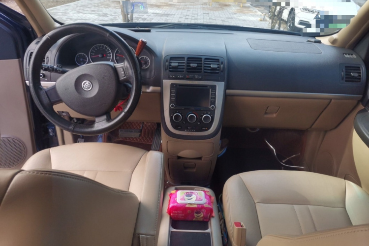 别克GL8 2014款 2.4L 行政版中控内饰7002