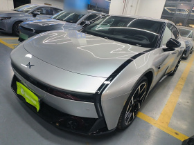 小鹏P7 2025款 702 长续航 Ultra