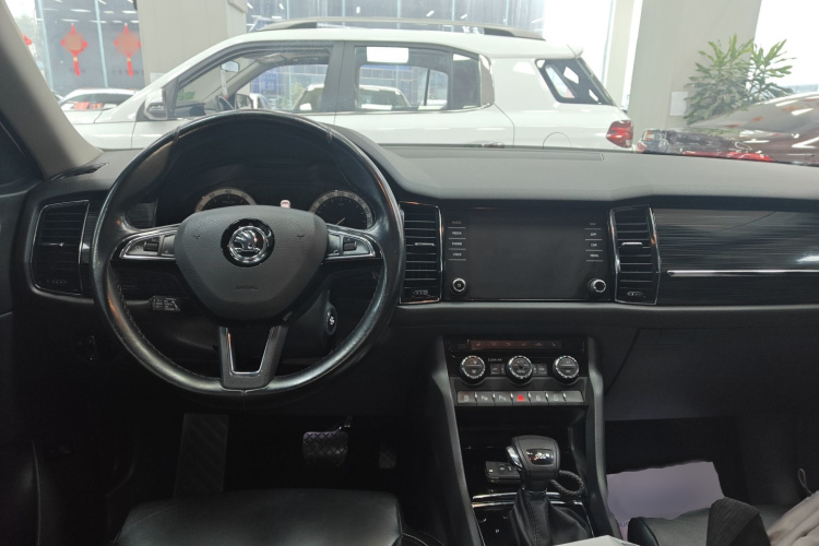 斯柯达 柯迪亚克 2018款 TSI380 7座四驱旗舰版中控内饰7002