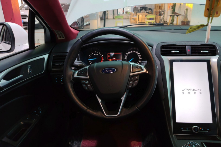 福特 蒙迪欧 2020款 EcoBoost 180 时尚型局部细节13