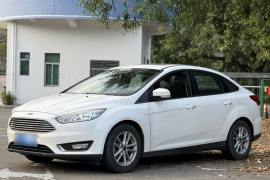 福特 福克斯 2017款 三厢 1.6L 自动风尚型智行版