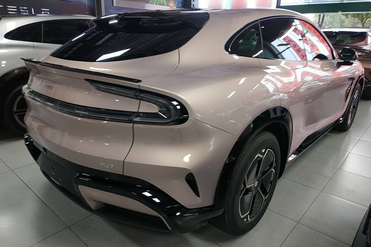 小米汽车 小米YU7 2025款 超长续航后驱版车身外观6005