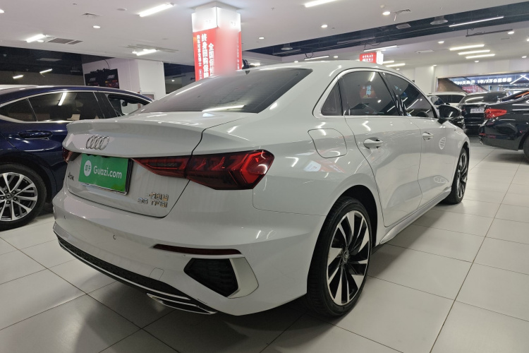 奥迪A3 2024款 A3L Limousine 35 TFSI 时尚运动型车身外观6005