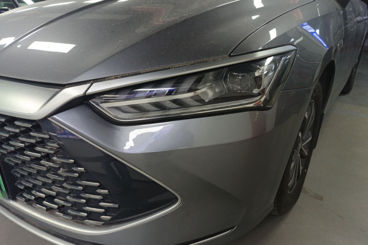 比亚迪 秦PLUS 2024款 荣耀版 DM-i 55KM领先型局部细节36