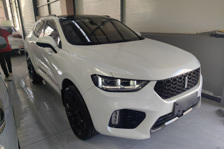 魏牌 VV5 2017款 2.0T 旗舰型车身外观3